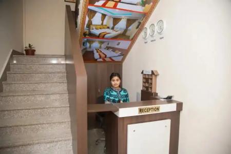 Sakura Boutique - 18