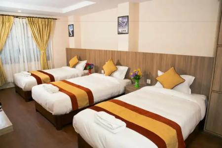 Sakura Boutique - 14