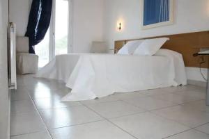 la Rovellada - Hotels la Rovellada - Hotels