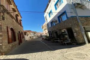 Blue Hotel, Cesme