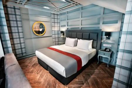 Ramada by Wyndham - 7