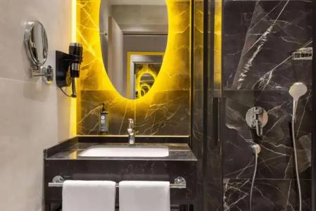 Ramada by Wyndham - 3