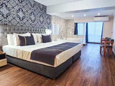 Mira Küçükyalı - 28