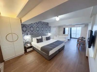 Mira Küçükyalı - 32