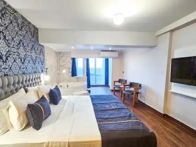 Mira Küçükyalı - 26