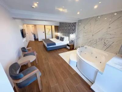 Mira Küçükyalı - 31