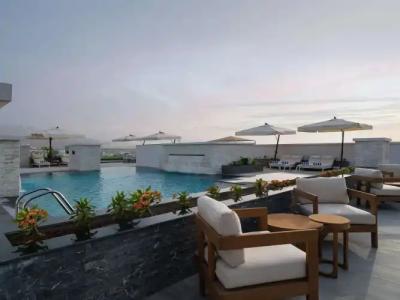 DoubleTree by Hilton Muscat Qurum - 13