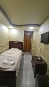 New York Capsule - 16