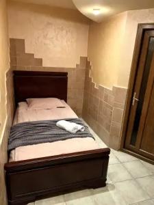 New York Capsule - 18