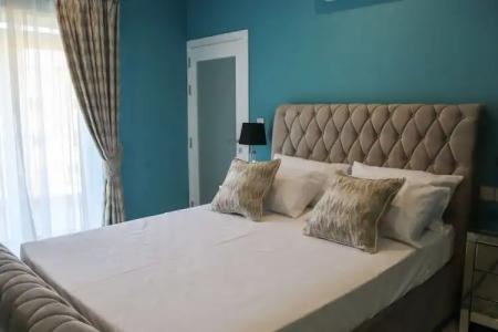 100 Boutique Living - 5