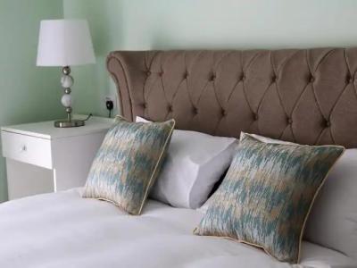 100 Boutique Living - 32