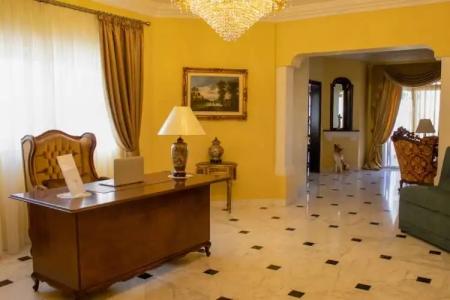 100 Boutique Living - 4