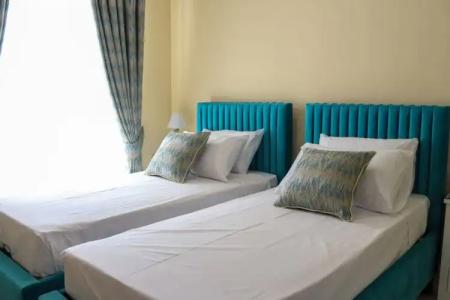 100 Boutique Living - 25