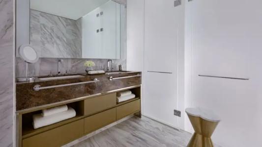 The Ritz-Carlton, - 117