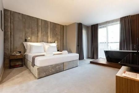 Abrazo Sofia by HMG - 137