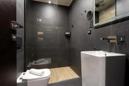 Abrazo Sofia by HMG - 99