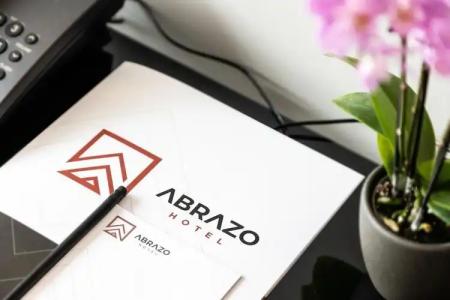 Abrazo Sofia by HMG - 70