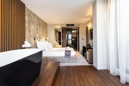 Abrazo Sofia by HMG - 123