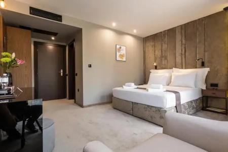 Abrazo Sofia by HMG - 2