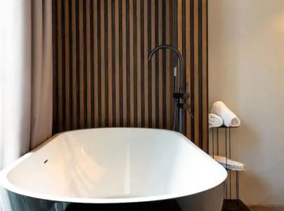 Abrazo Sofia by HMG - 128