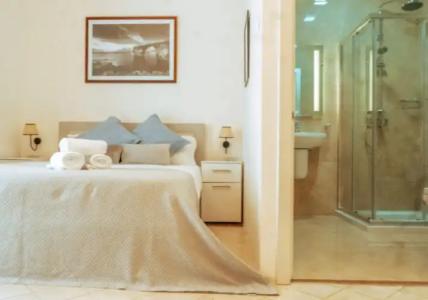 The Maltese Sun - 30