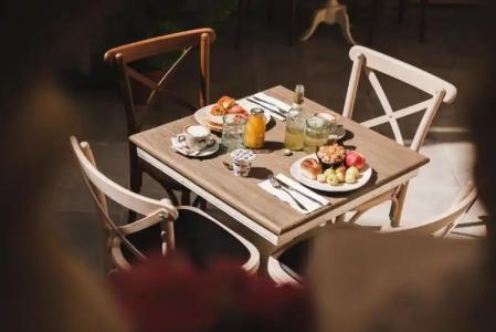 Talbot and Bons Boutique Bed & Breakfast - 3