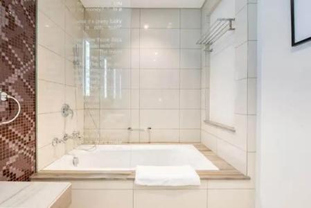 Maison Privee - Cool Dubai Apt next Burj Khalifa & Design District - 26