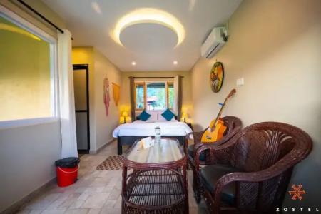 Zostel - 60