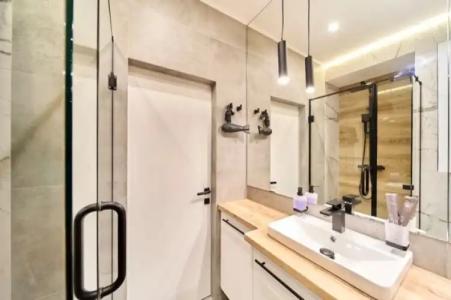 Admiral's Lagoon Apartment - 218