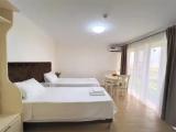 Standard Building 4 with Extra Bed Double room with sea view