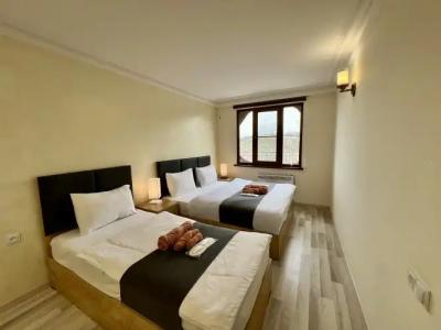 The Hill Guest House - 6