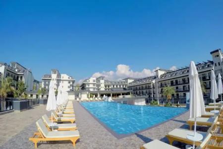 Dream World Palace - 13