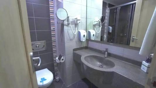 Dream World Palace - 31