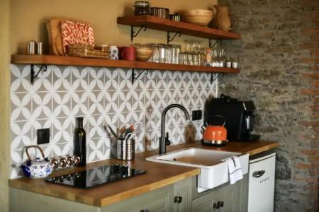 EPHESUS  RETREAT - 6