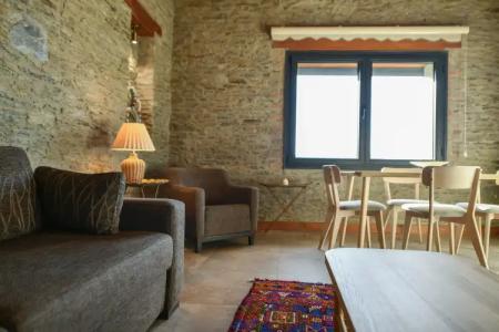 EPHESUS  RETREAT - 5