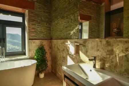 EPHESUS  RETREAT - 15