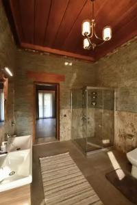 EPHESUS  RETREAT - 12