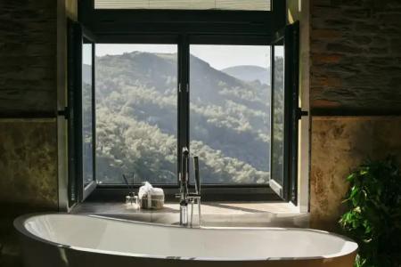 EPHESUS  RETREAT - 17