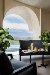 Kings Valley Medical & Spa - 90