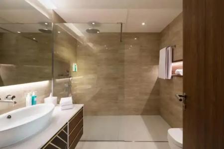 Kings Valley Medical & Spa - 52