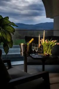 Kings Valley Medical & Spa - 91