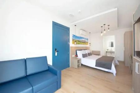 Georges Boutique Living - 40