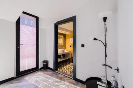 Marriott Executive Apartments - 19