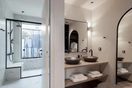 Athens Woo Suites - 70