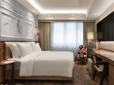 Deluxe Double room with city view