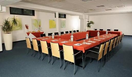 Express by Holiday Inn Milan Bicocca - 17