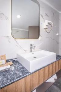 Saint Star Kemer - Adult Only +16 - 51