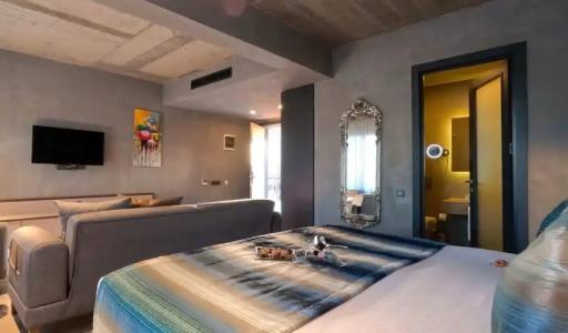 Sandora Boutique - 27