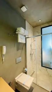 Sandora Boutique - 2