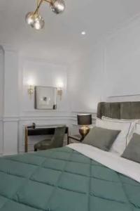 Praxitelous Luxury Suites - 48